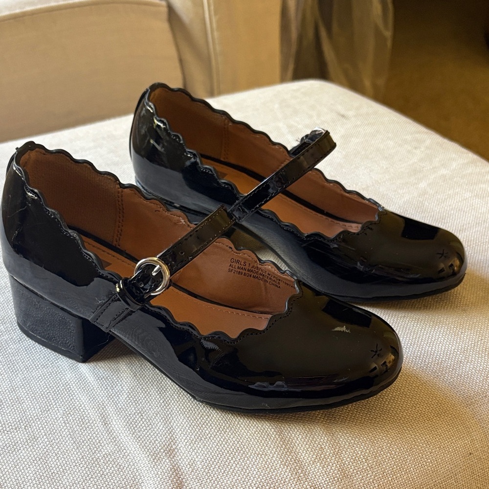 DV by Dolce Vita Black Patent Mary Jane Heels
